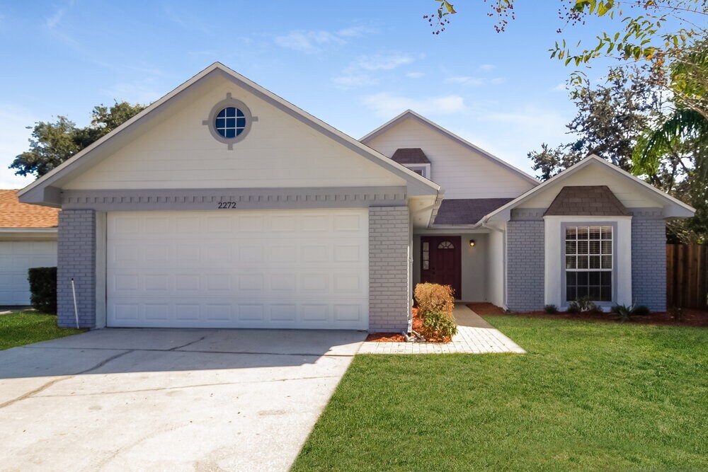 Primary Photo - 2272 Grand Tree Ct