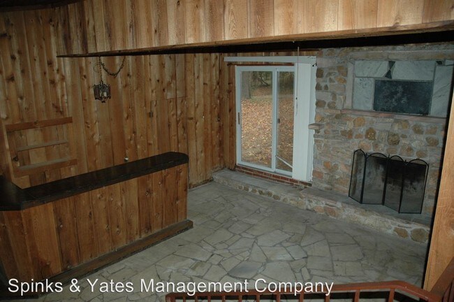 Building Photo - 107 Avery Dr