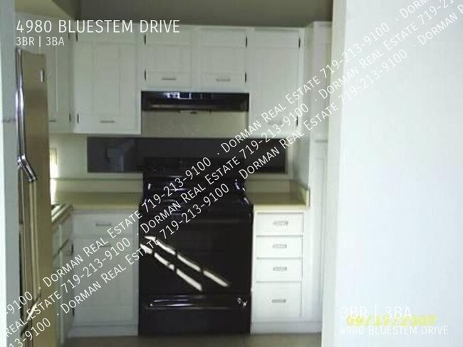 Building Photo - 4980 Bluestem Dr