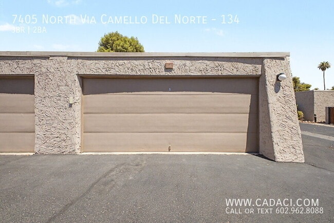 Building Photo - 7405 N Vía Camello Del Norte