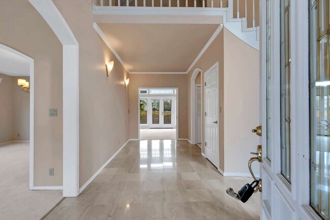 Building Photo - Extravagant Custom Home in Olympia