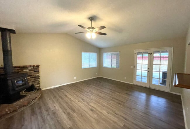 Building Photo - 20817 Calwood St