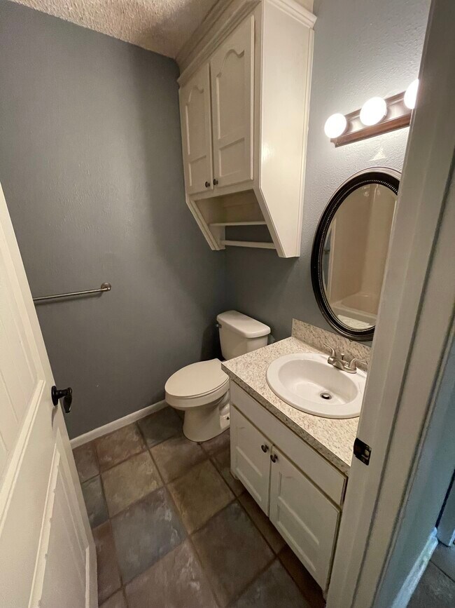 Foto del edificio - 206 Timber Ln St