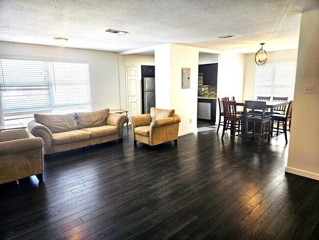 Foto del edificio - 26 Beacon St