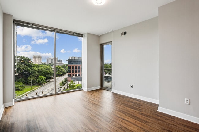 Building Photo - 2795 Peachtree Rd