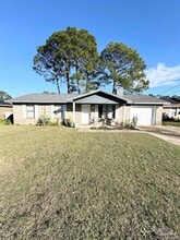 Building Photo - 854 Amberway Dr