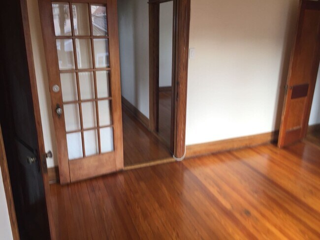 Foto del edificio - 7609 Smith Ave