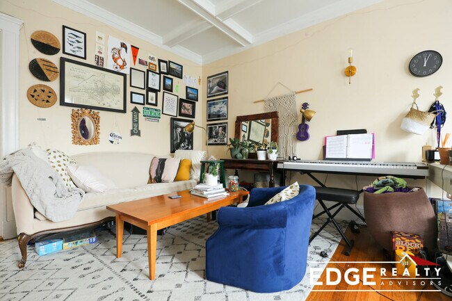 Building Photo - 1742 Commonwealth Ave