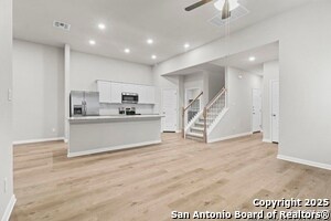 Foto del edificio - 418 Cross Barn Cross