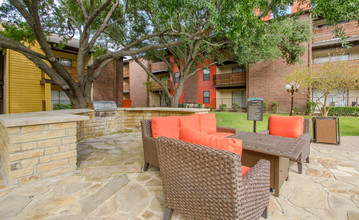 Vantage Point Apartments Dallas