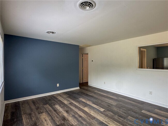 Foto del edificio - 2590 Pinehurst Dr