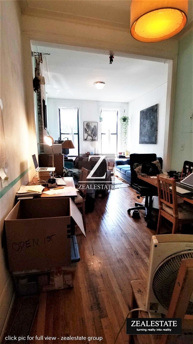 Building Photo - 304 5th Avenue