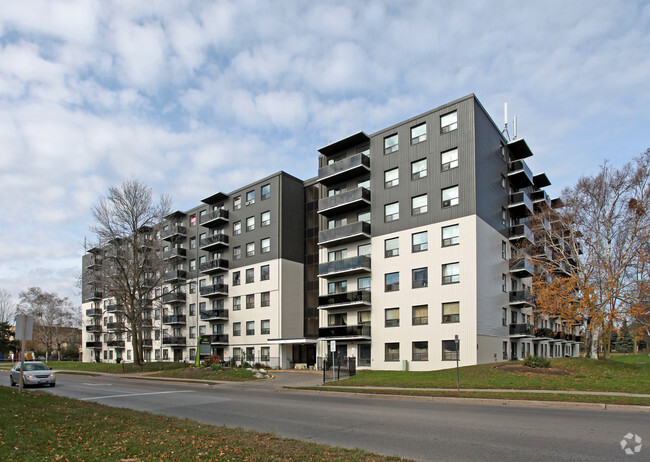 Photo du bâtiment - 380 Gibb St