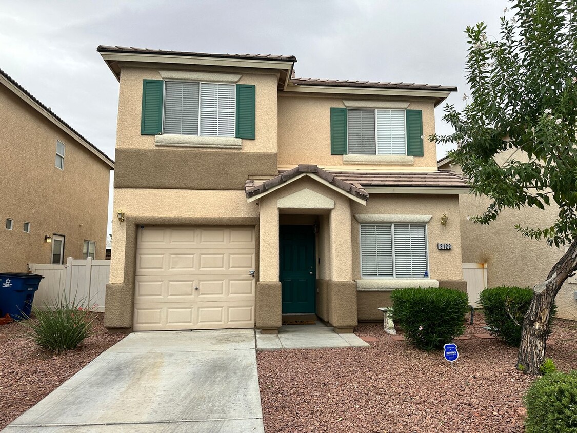 Foto principal - 4 Bed House in North Las Vegas