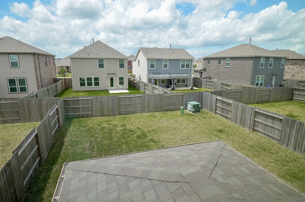 Building Photo - 2892 Grand Anse Dr