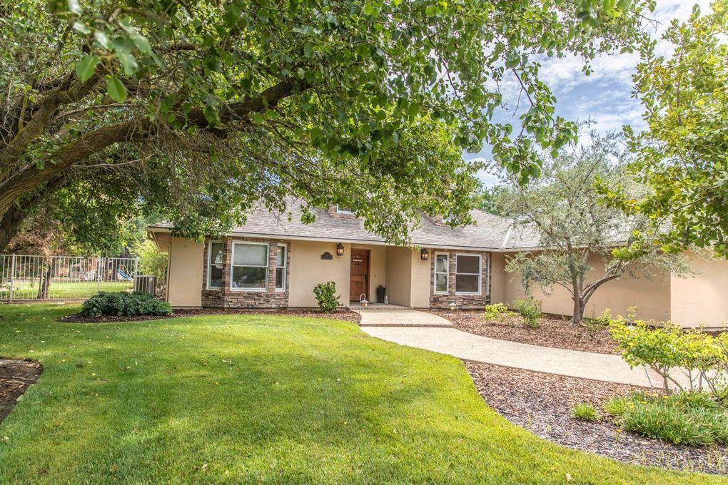 524 Philan Circle House Rental in Lemoore, CA