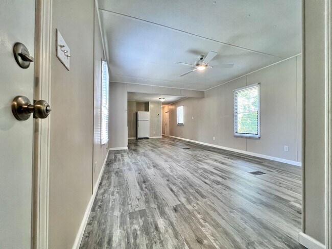 Foto del edificio - 3 BR 2 BA Near Surf City