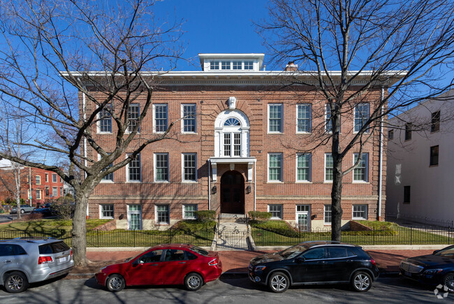 Foto del edificio - Edmonds School Condominiums