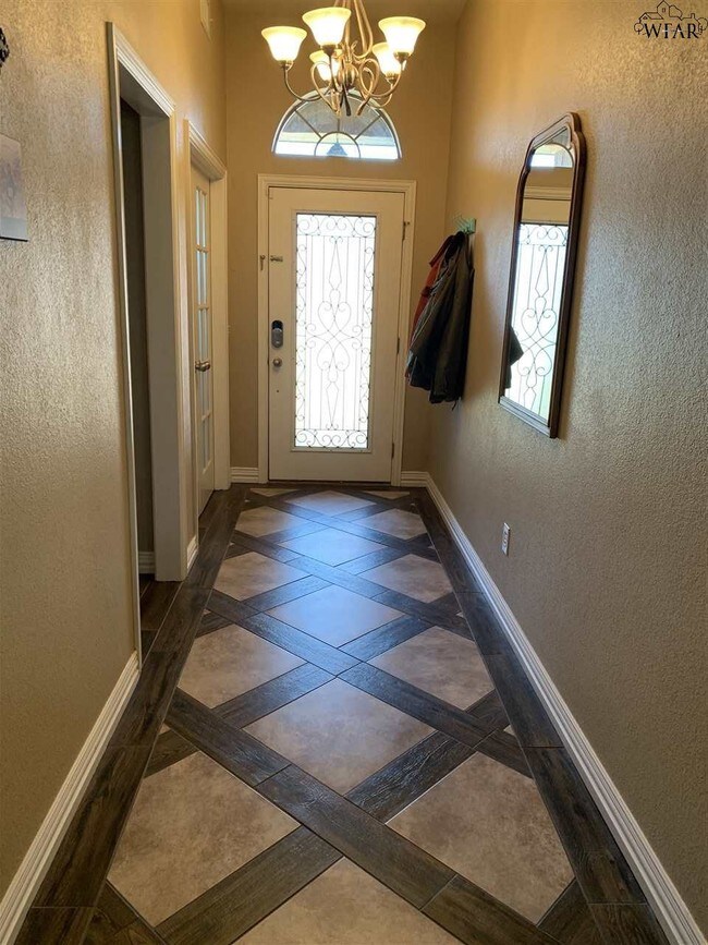 Foto del edificio - 5623 Ross Creek Ln