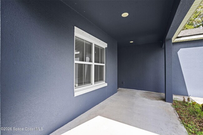 Foto del edificio - 330 San Marino Rd SW