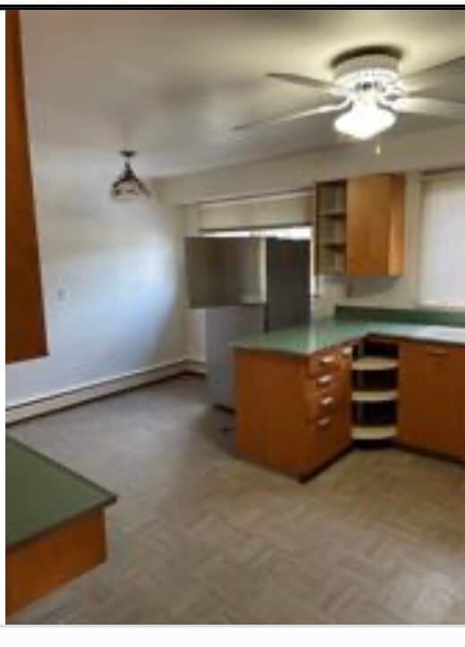 Building Photo - 42 Miriam St