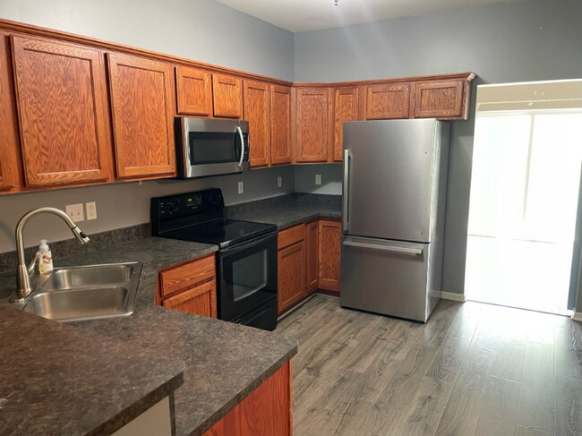 Building Photo - 2157 Knotty Pine Tr