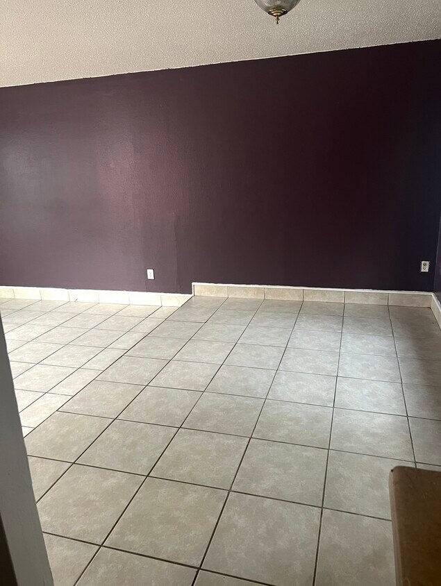 Foto del edificio - 5653 Townhouse Dr