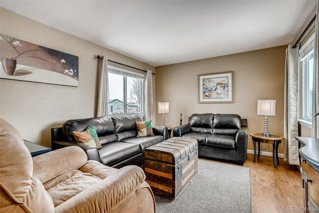 Sala de estar formal - 4741 E 130th Ave