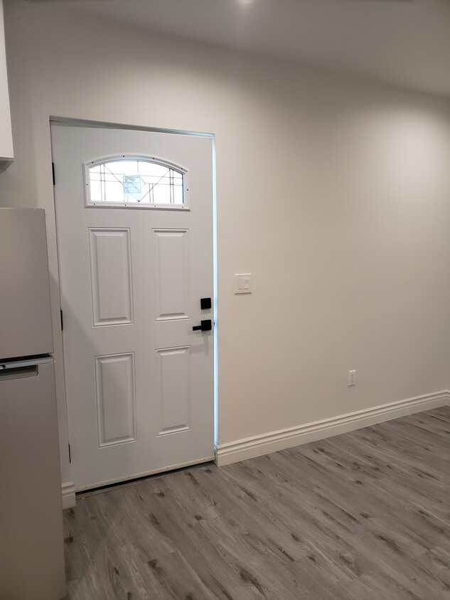 Home Sweet Home! - 10124 Longworth Ave