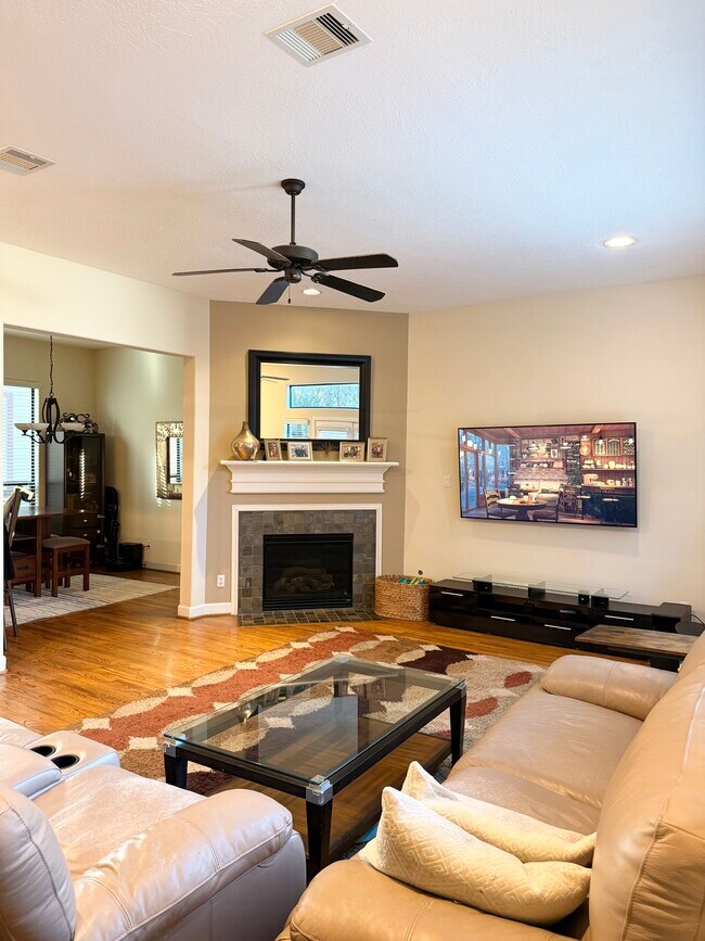 Foto del edificio - 5811 Maxie St