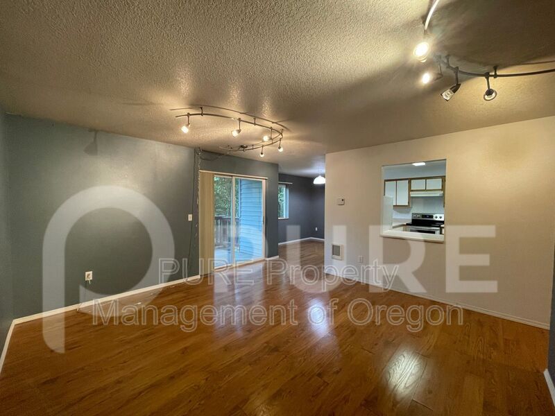 10660 SW Davies Rd Unit 32, Beaverton, OR 97008 Condo for Rent in