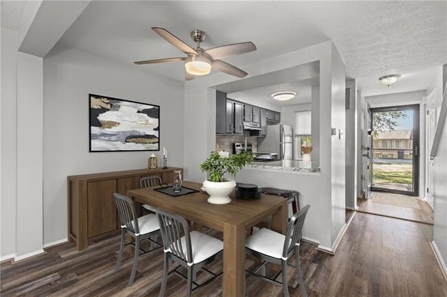 Foto del edificio - 408 Bonnie Brae Dr