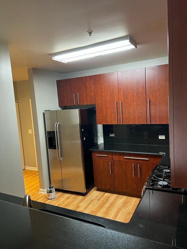 Building Photo - 9440 S 51st Ave