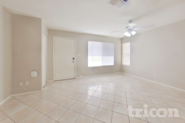 Foto del edificio - 20812 N 11th Ave