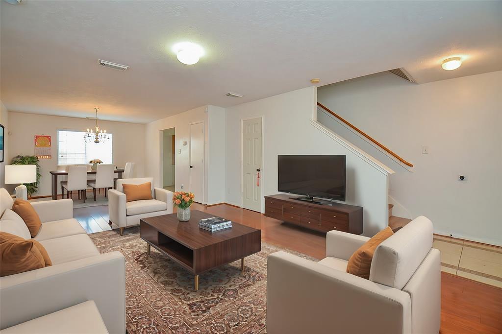 Foto principal - 18115 Sweet Juniper Ln