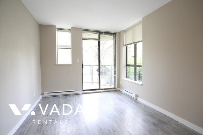 Photo du bâtiment - Fusion 1 BR APT Rental 301-828 Cardero St Vancouver: VADA