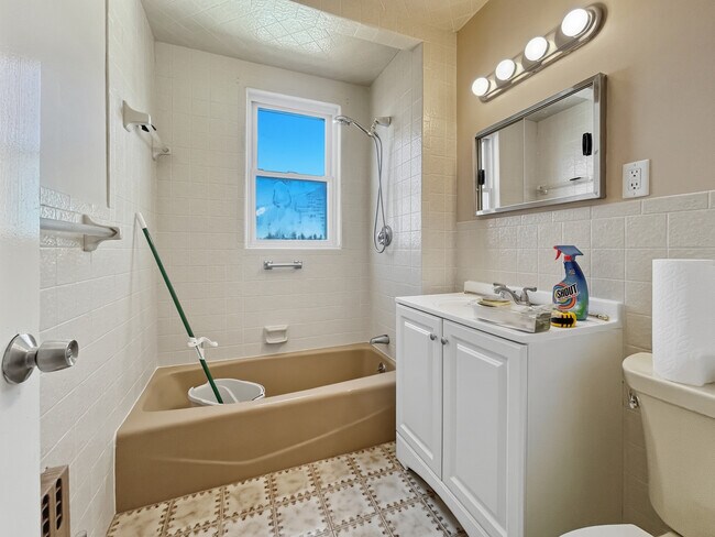 Foto del edificio - 19 Stearns Ave