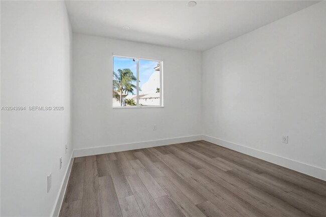 Building Photo - 16240 SW 75th St