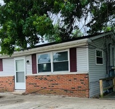 Building Photo - 1007 W Corbin St