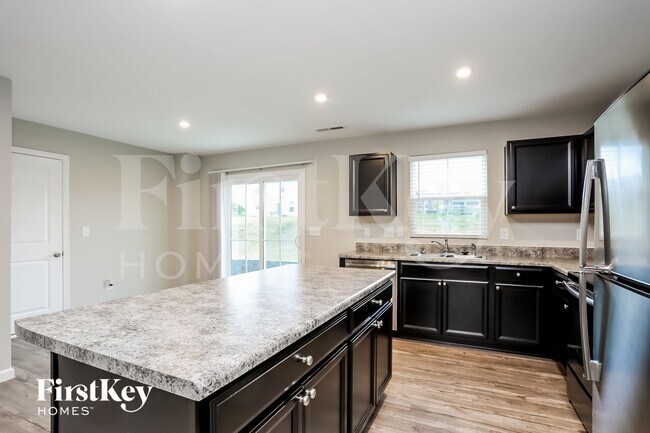 Foto del edificio - 14 Windchime Ct