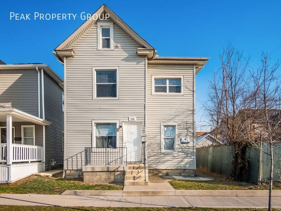 Foto principal - 126 1/2 E. 6th Avenue-