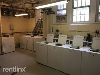 Foto del edificio - 1 br, 1 bath  - 24 Concord Ave