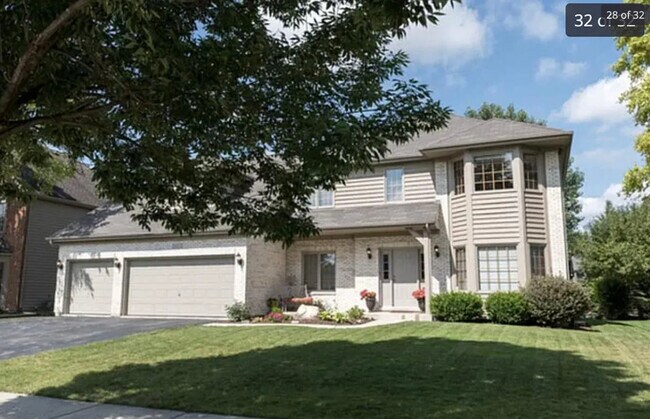 Foto del edificio - 3115 Kingbird Ln