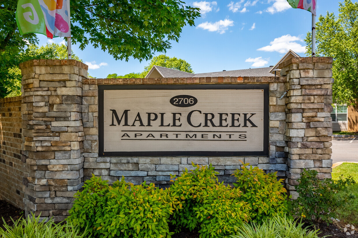 Foto principal - Maple Creek Apartments