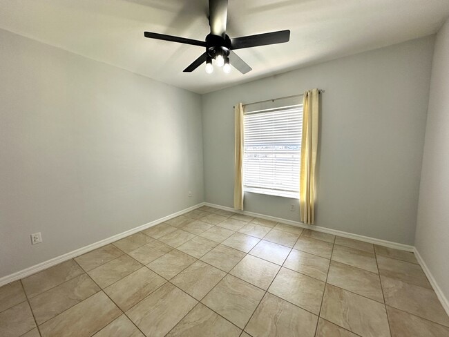 Building Photo - 8423 Bernwood Cove Loop