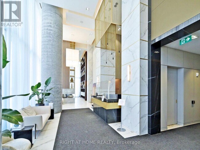 Photo du bâtiment - 950 Portage Pkwy