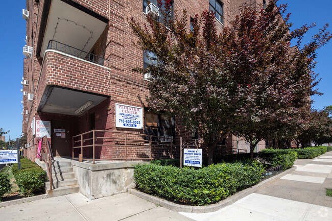 Building Photo - 65-09 99th St