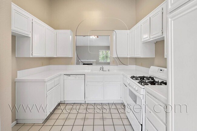 Foto del edificio - Charming Single-Story 3 Bed/2 Bath Home In...