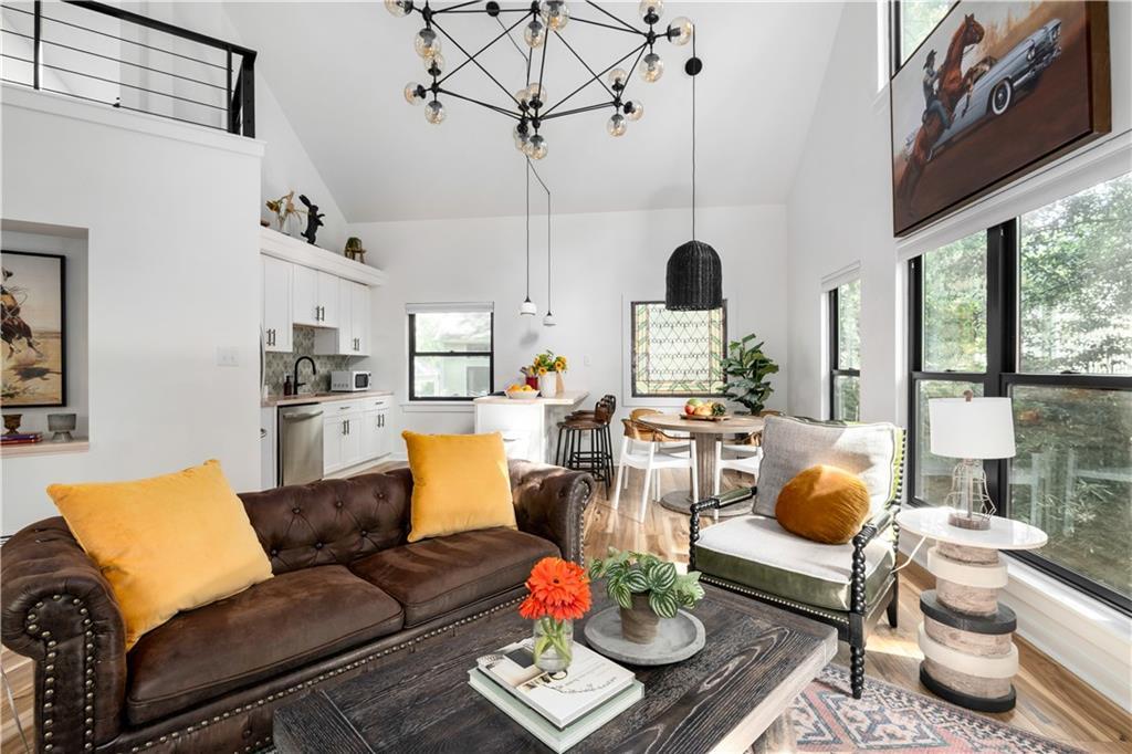 Foto principal - 119 Ashland Dr NE