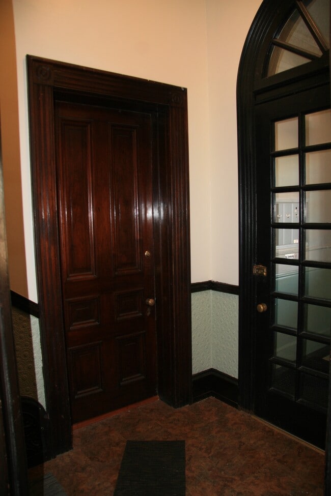 Entryway - 8139 Frankford Ave
